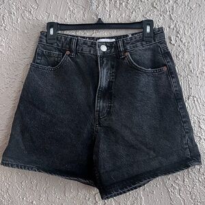 Zara vintage high-rise black shorts